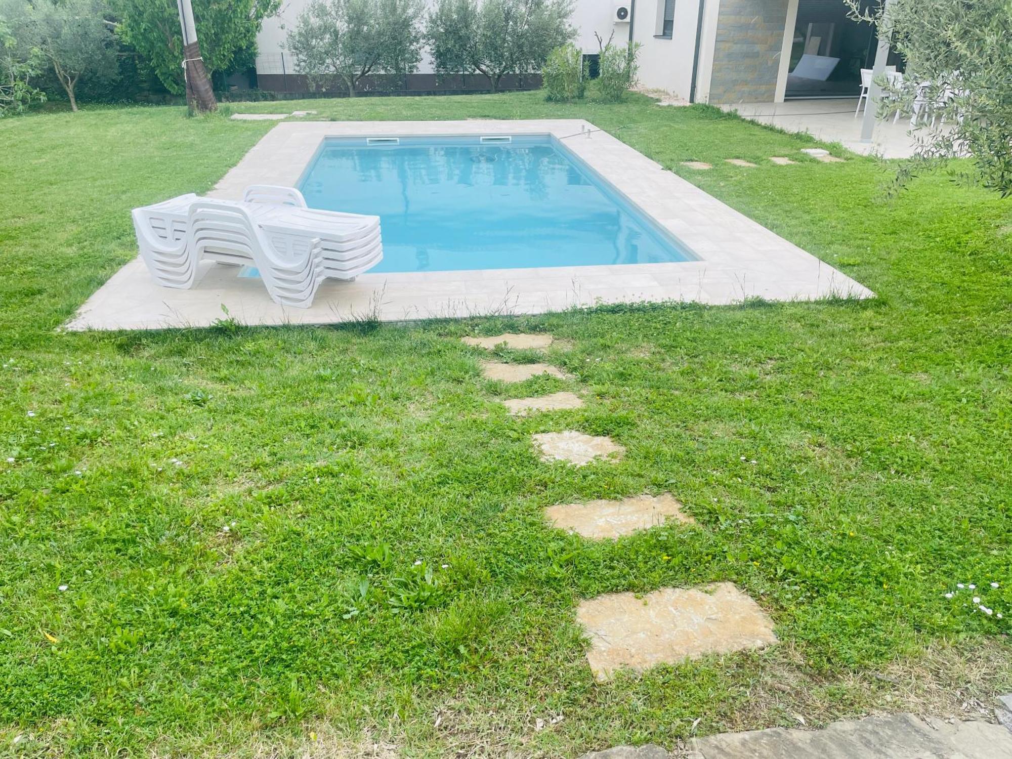 Paradise Villas With Swimming Pool コペル エクステリア 写真